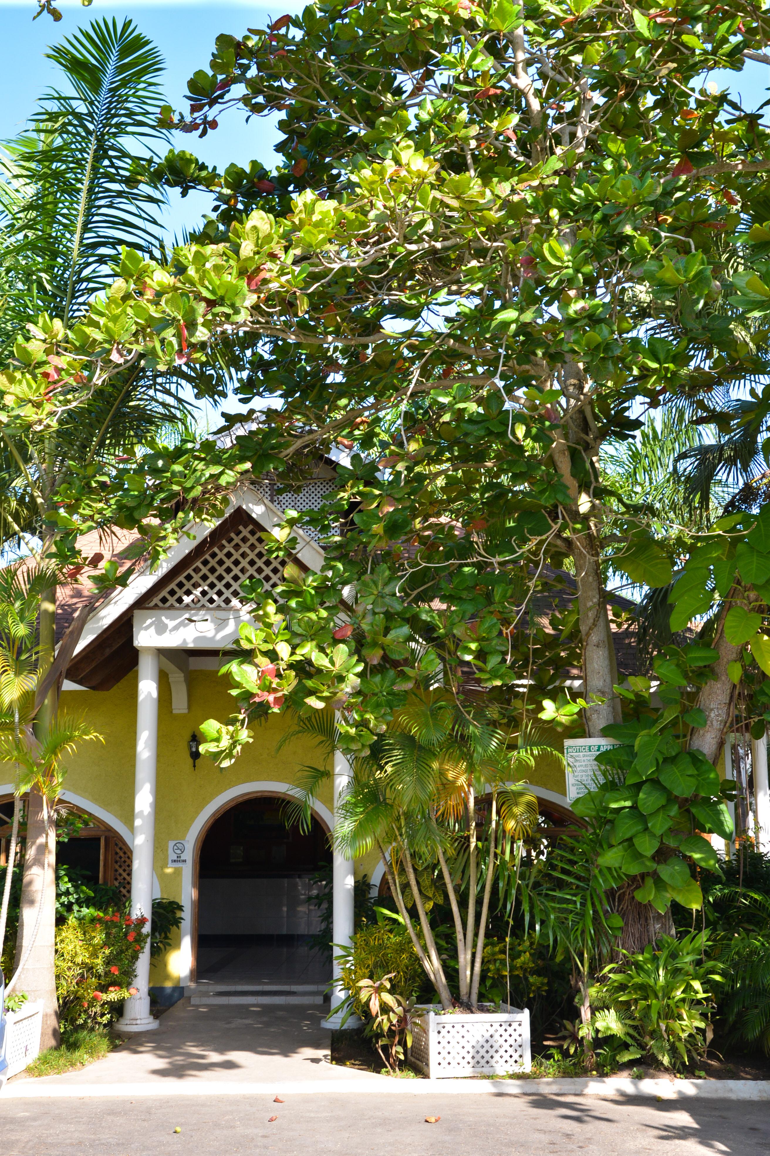 Merrils Beach Resort II 内格里尔 外观 照片