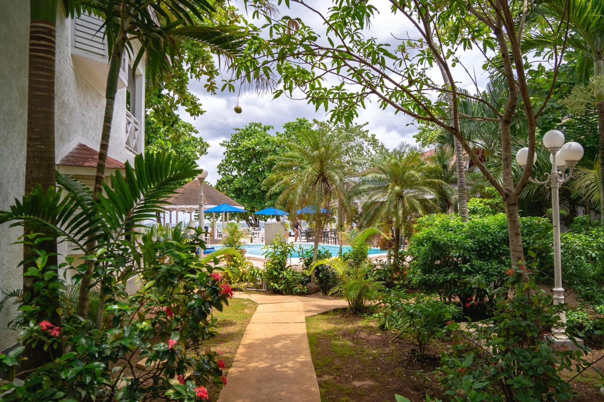 Merrils Beach Resort II 内格里尔 外观 照片